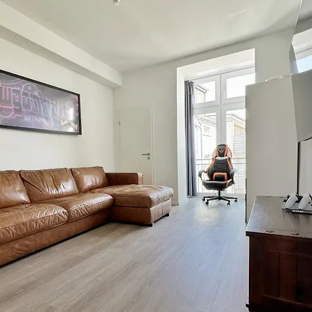 Jaybnb - Gaming Ps5 65 Zoll 4k Tv Mit Balkon 아파트