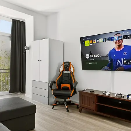 Jaybnb - Gaming Ps5 65 Zoll 4k Tv Mit Balkon 아파트 *
